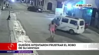San Juan de Lurigancho: Dueños intentaron frustrar robo de su miniván y casi terminan atropellados