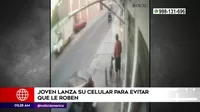 San Juan de Miraflores: Joven lanzó su celular para evitar que le roben