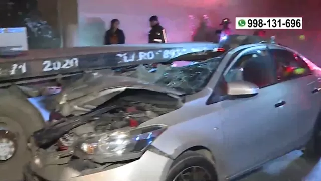 SJM: Conductor se salvó de morir tras chocar su auto con tráiler