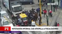 Surco: Mototaxista informal casi atropella a fiscalizadores