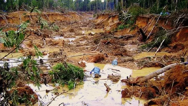 La reserva de Tambopata ha sido invadida por minería ilegal. Foto: Referencial