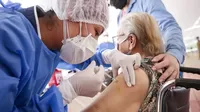 COVID-19: Hoy llega al Perú lote de 700 000 vacunas de Pfizer