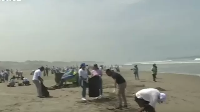 Realizan limpieza en playa Costa Azul