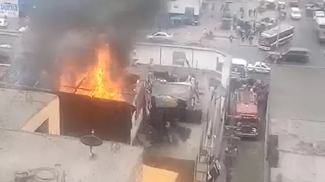 Incendio en La Victoria. Foto: captura de video