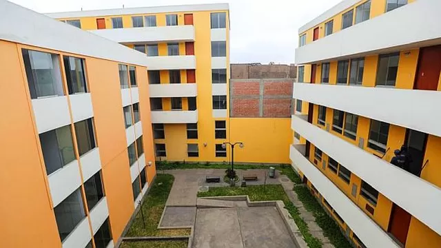 Dichas viviendas son usadas en casos de renovación urbana y pertenecen a la Municipalidad. Foto: Andina