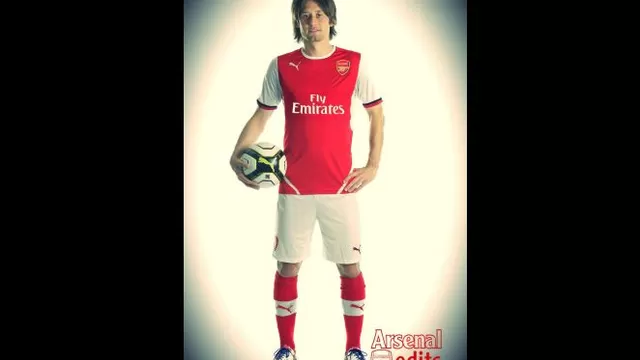 Arsenal dejó Nike y volvió a Puma: así es su nueva indumentaria