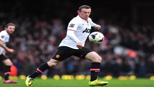 Mira el golazo de media cancha de Rooney en el triunfo del Manchester United