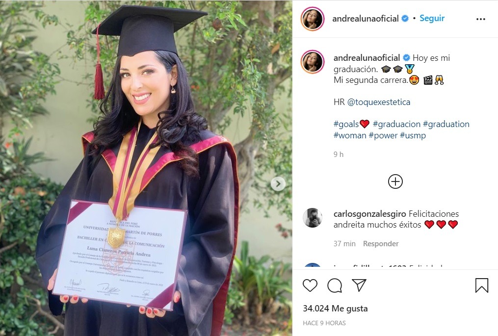 Andrea Luna logró graduarse en la universidad y lo celebra así