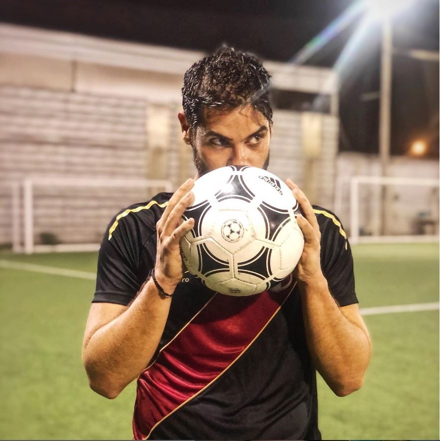 Andrés Wiese alarmó a sus seguidores por un accidente ocurrido mientas disputó un partido de fútbol / Foto: Instagram