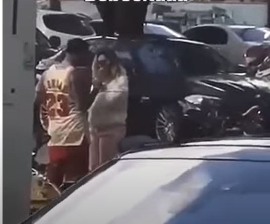 Video viral muestra conducta violenta de Anuel AA contra Karol G en 2019/ Foto:Captura Youtube