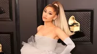 Ariana Grande cambia de look y muestra sus rizos naturales