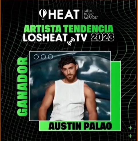 Austin Palao llegó en muletas a Punta Cana para recibir galardón en los Premios Heat