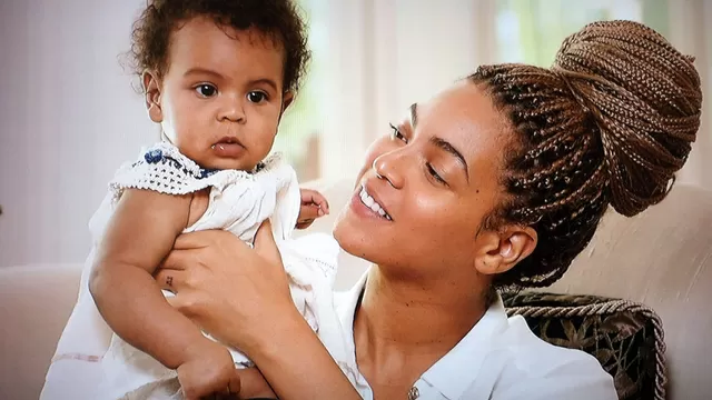 La cantante Beyoncé junto a Blue Ivy, su primera hija. Foto: Glamour