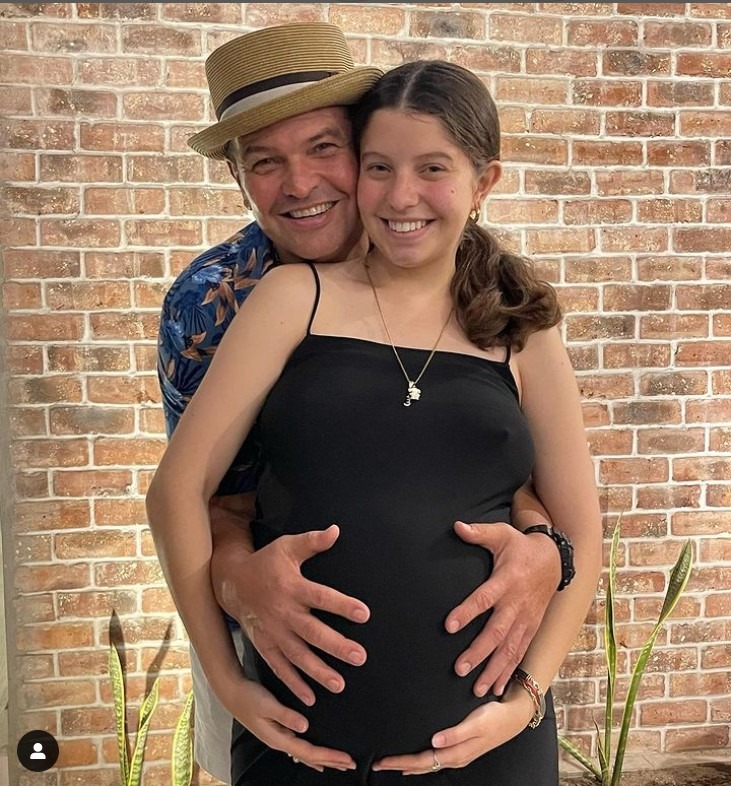 Orlando Fundichely no ocultó su emoción y felicidad por la llegada de su primera nieta Isabella/ Foto: Instagram