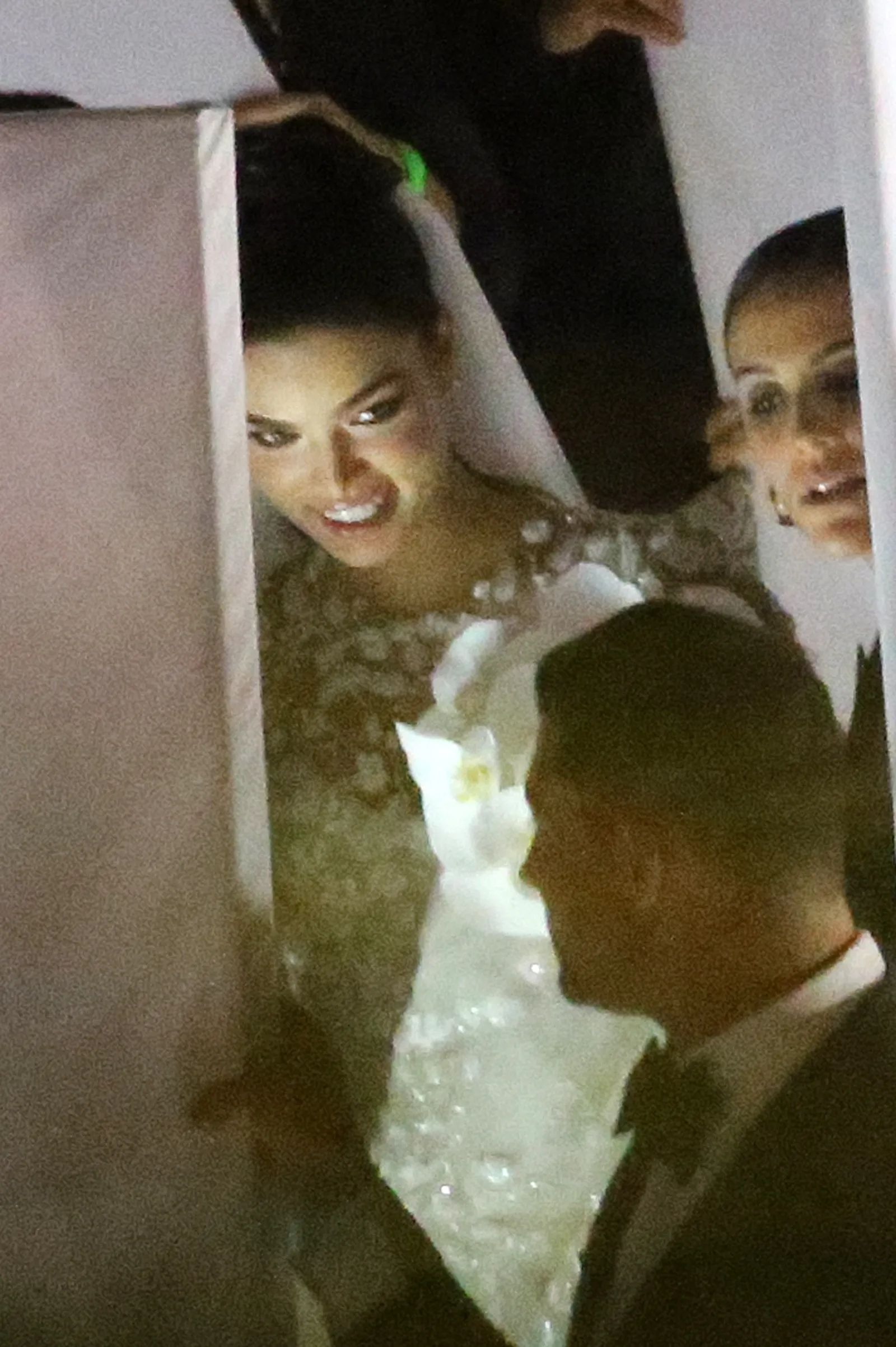 Boda de Marc Anthony y Nadia Ferreria: Primeras imágenes del vestido de novia y famosos invitados