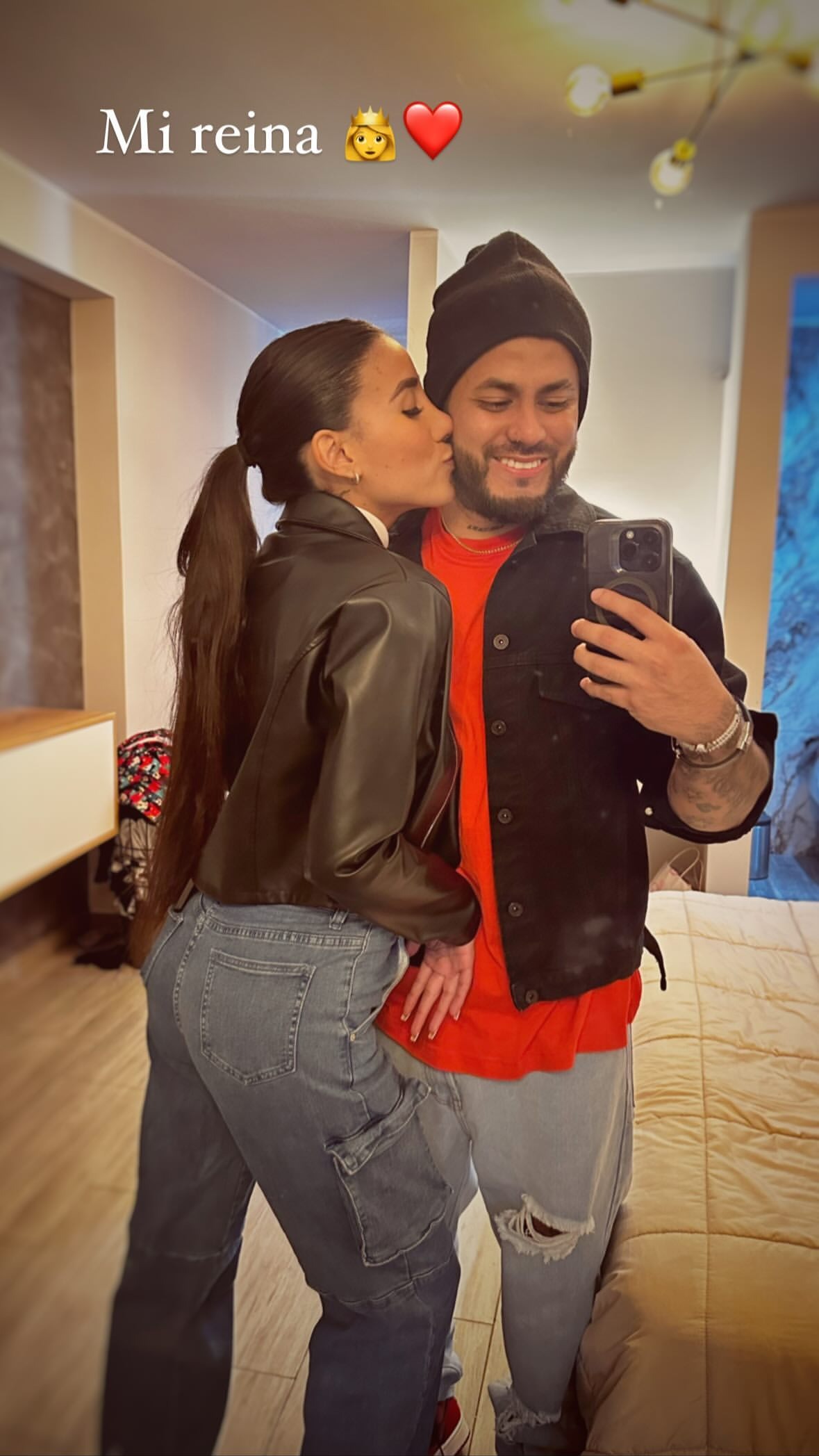 Bryan Torres subió romántica foto con Samahara Lobatón. Foto: Instagram