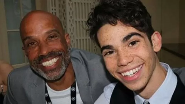 Víctor Boyce, padre del actor de ‘Jessie’, escribió un mensaje en Twitter tras la repentina muerte de su hijo