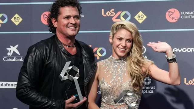 Carlos Vives y Shakira / AFP