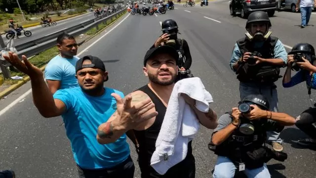 'Chino y Nacho': gases afectaron a 'Nacho' durante protestas en Venezuela