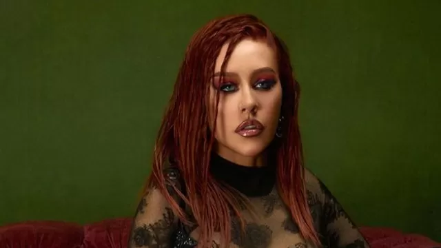 Christina Aguilera lanza primer disco en español en dos décadas