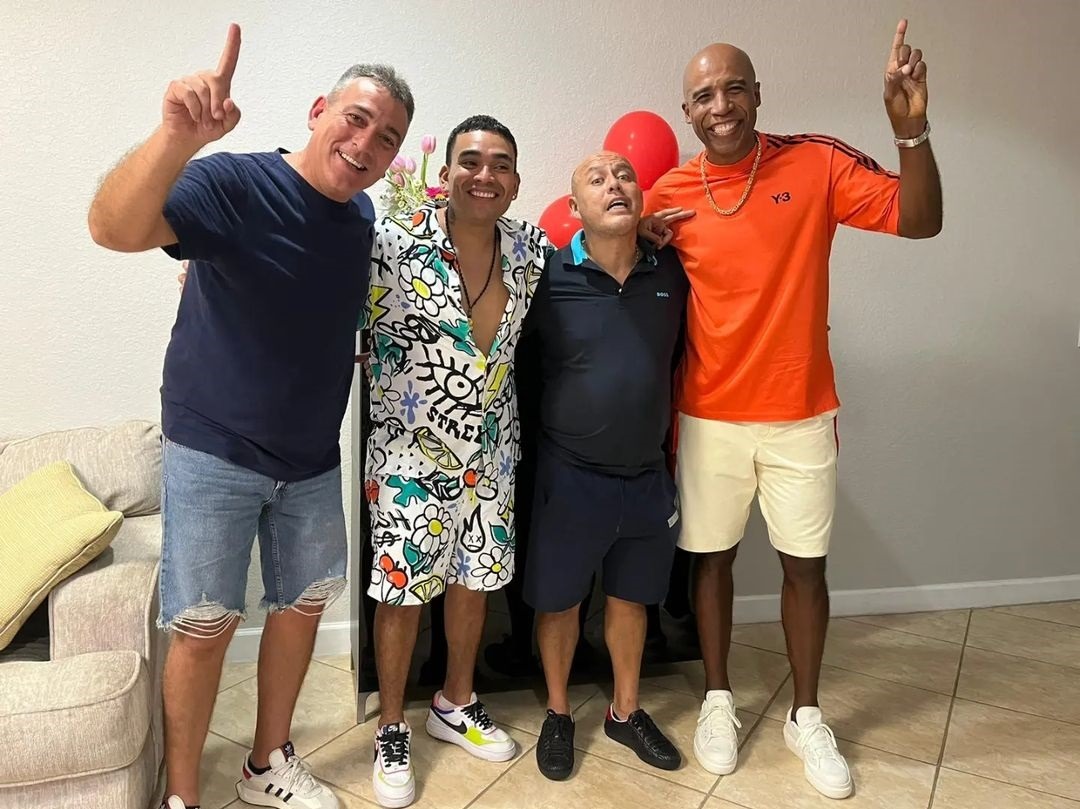 Cuto Guadalupe reapareció con una gran sonrisa junto a sus amigos en Miami