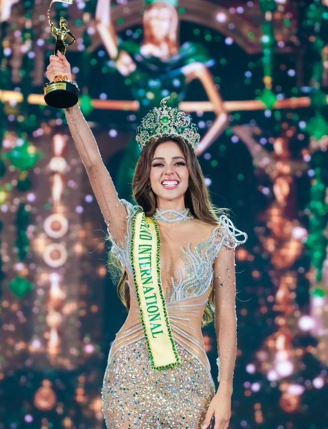 Luciana Fuster se coronó Miss Grand International 2023 / Instagram