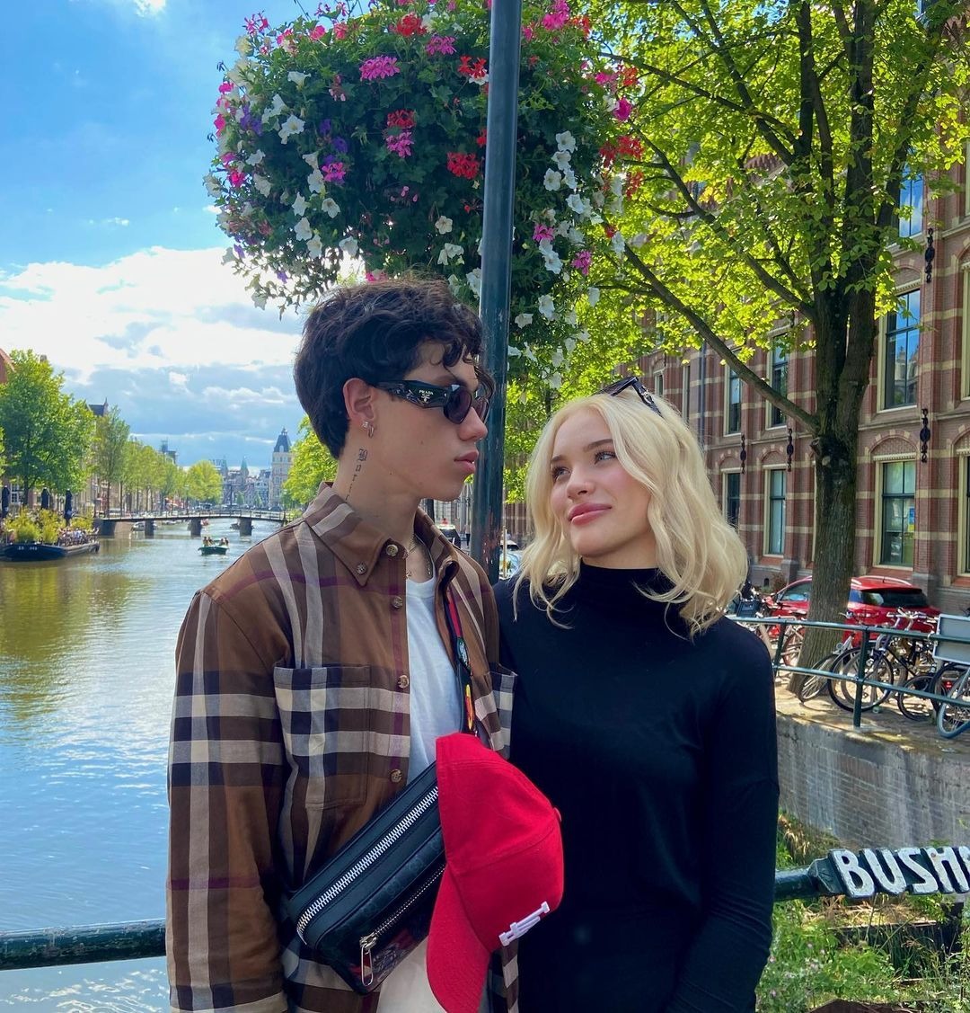 Ryan y Alexia en Ámsterdam. (Foto: Instagram / @alexiabobryk)