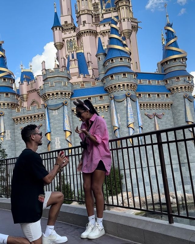 ¡Habrá boda! Anthony Aranda le pidió matrimonio a Melissa Paredes en Disneylandia 