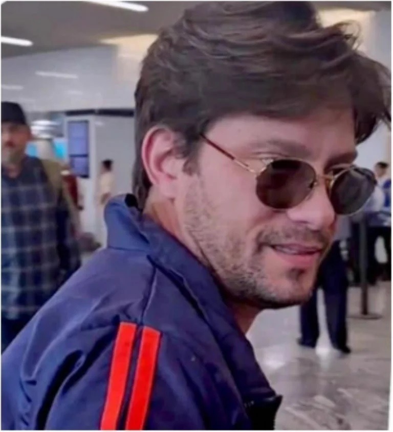 Sergio Basteri fue captado en el aeropuerto de Guadalajara. Fuente: DespiertaAmérica