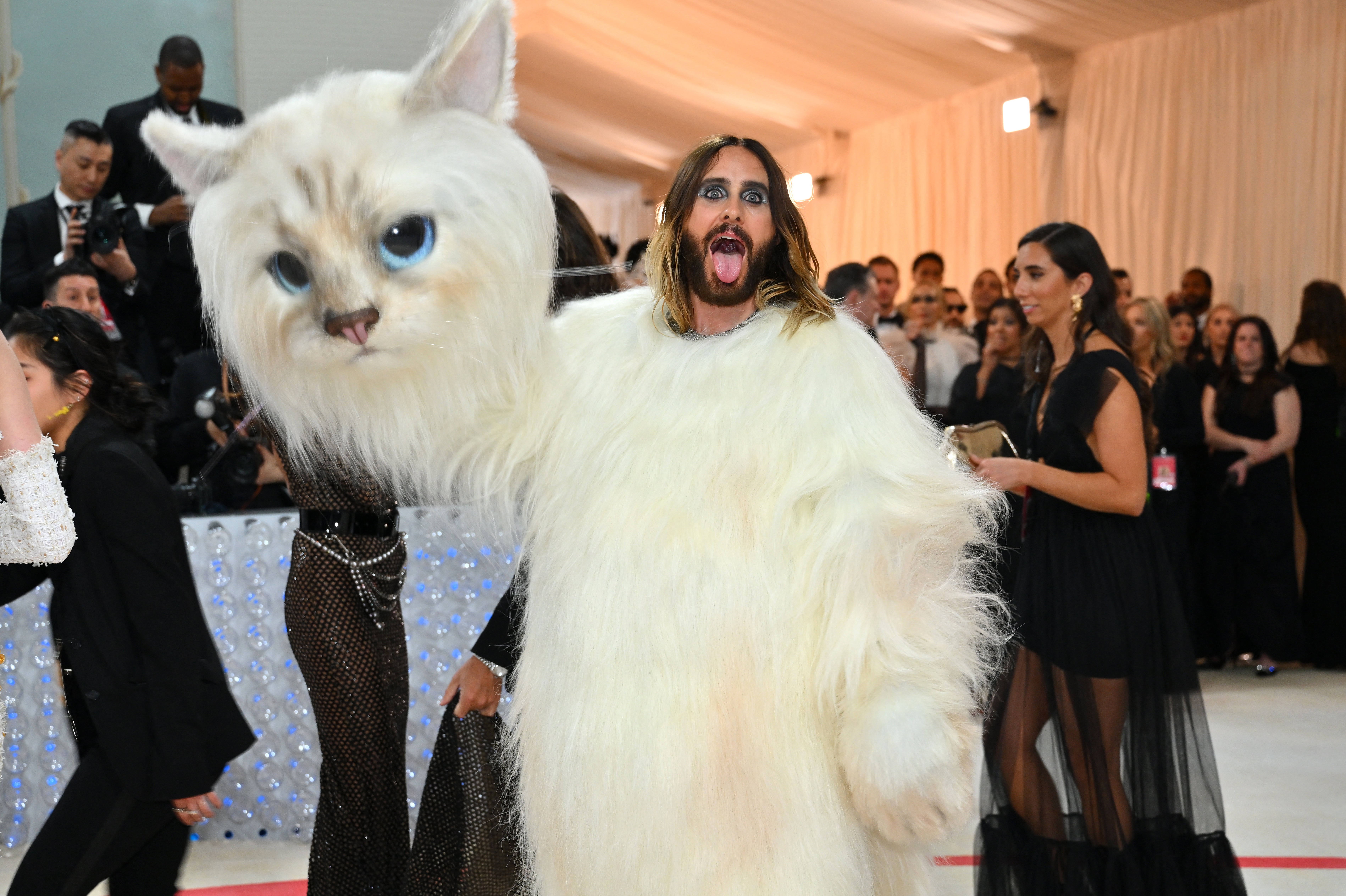 Jared Leto y la poderosa razón por la que llegó disfrazado de gato al Met Gala 2023 