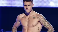 Justin Bieber aprendió a bailar merengue durante programa radial