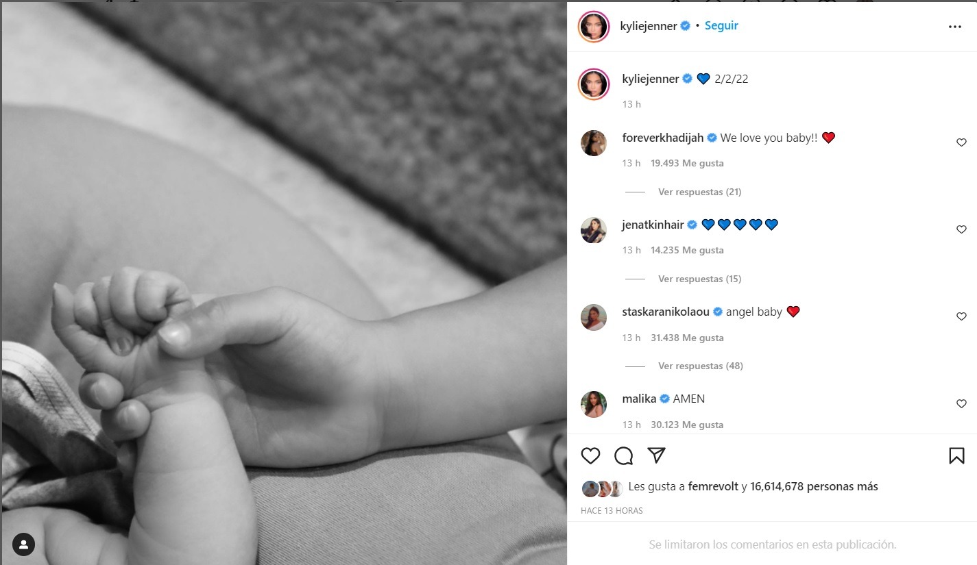 Kylie Jenner confirmó el nacimiento de su segundo bebé con Travis Scott