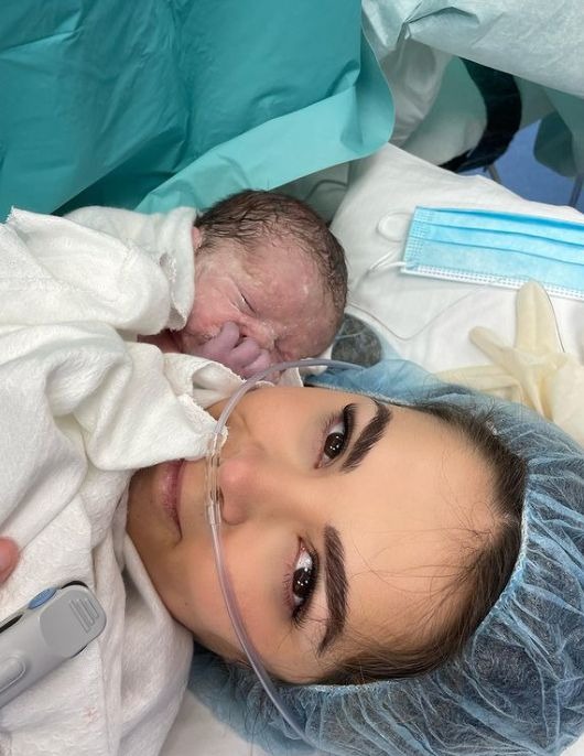 Laura Spoya se convirtió en madre por segunda vez: Modelo publicó foto del recién nacido