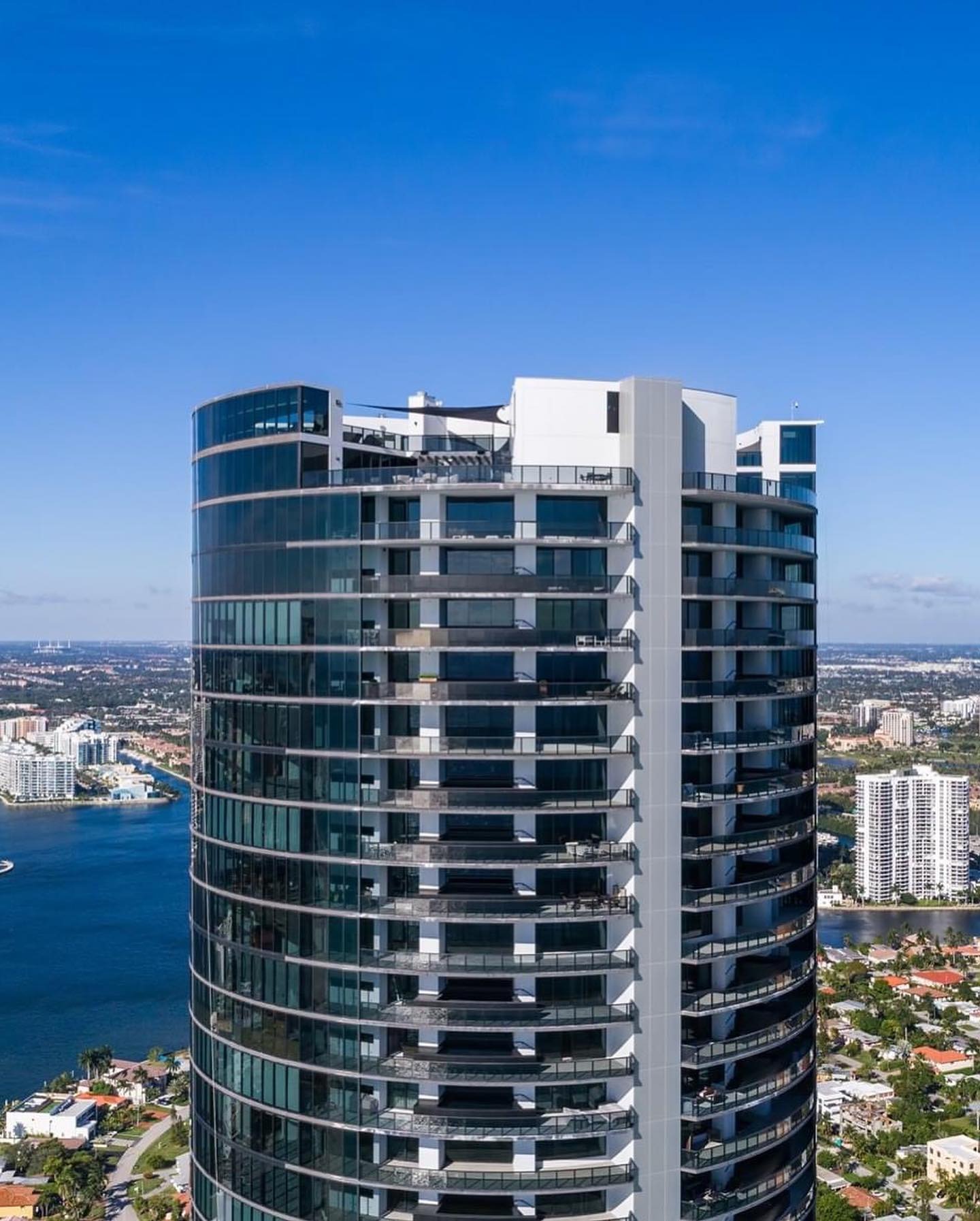 Vista de la exclusiva torre Porsche de Miami donde vive Lionel Messi y otros famosos