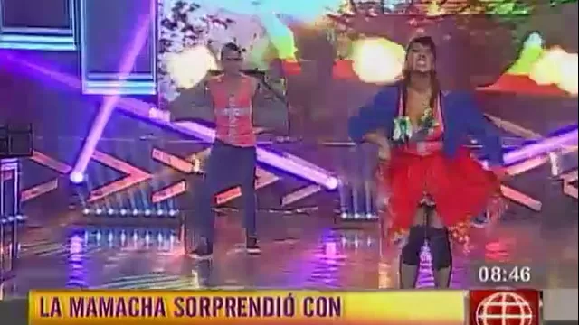 La mamacha sorprendió con 'mini pollera' en competencia Amigos y Rivales