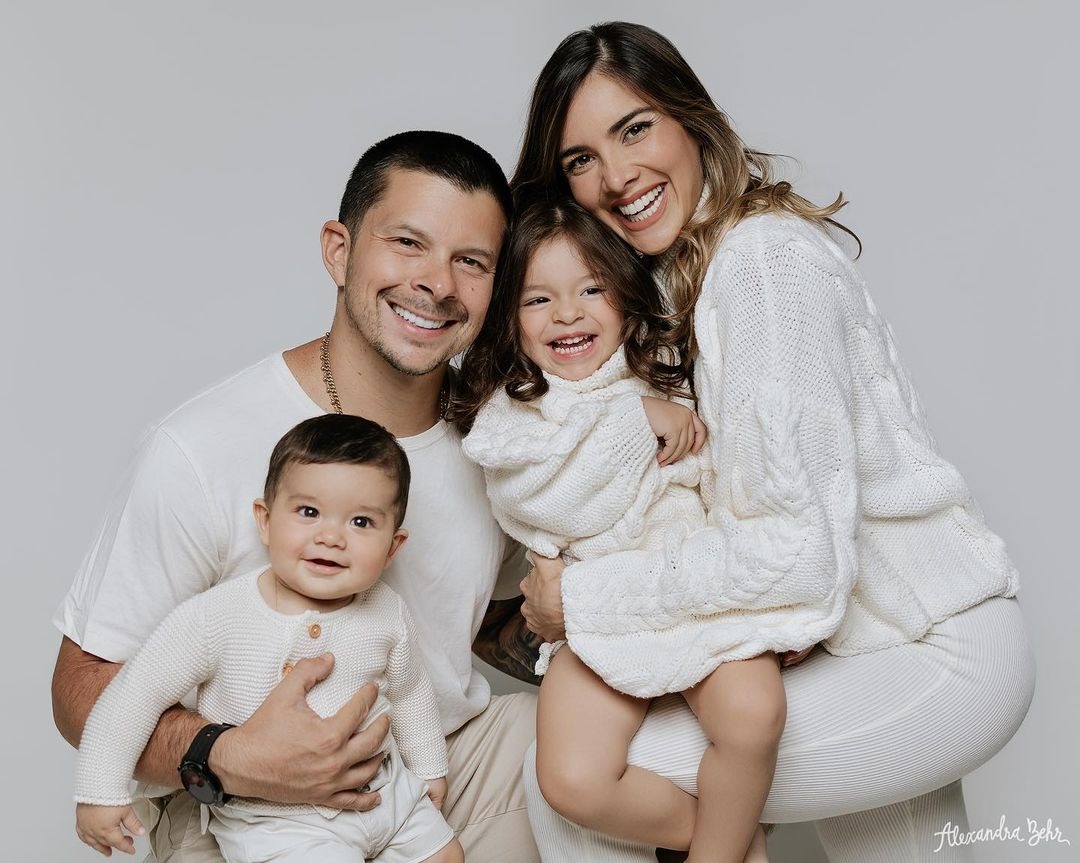 Familia de Mario Hart y Korina Rivadeneira / Foto: Alexandra Behr
