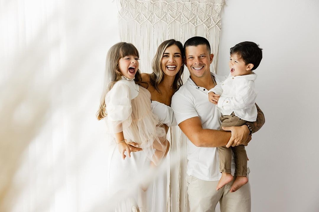 Korina Rivadeneira y Mario Hart tiene dos hijos: Lara y Marito Jr. / Instagram