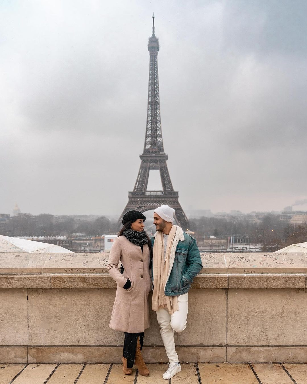 Mario Irivarren y Onelia Molina derrochando amor en París. Fuente: Instagram