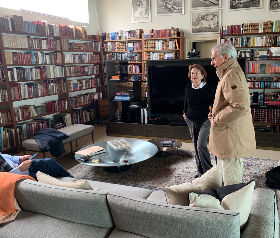 Mario Vargas Llosa y su reencuentro con su exesposa Patricia Llosa