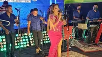 Marisol ‘La Faraona de la Cumbia’ tuvo aparatosa caída en pleno concierto