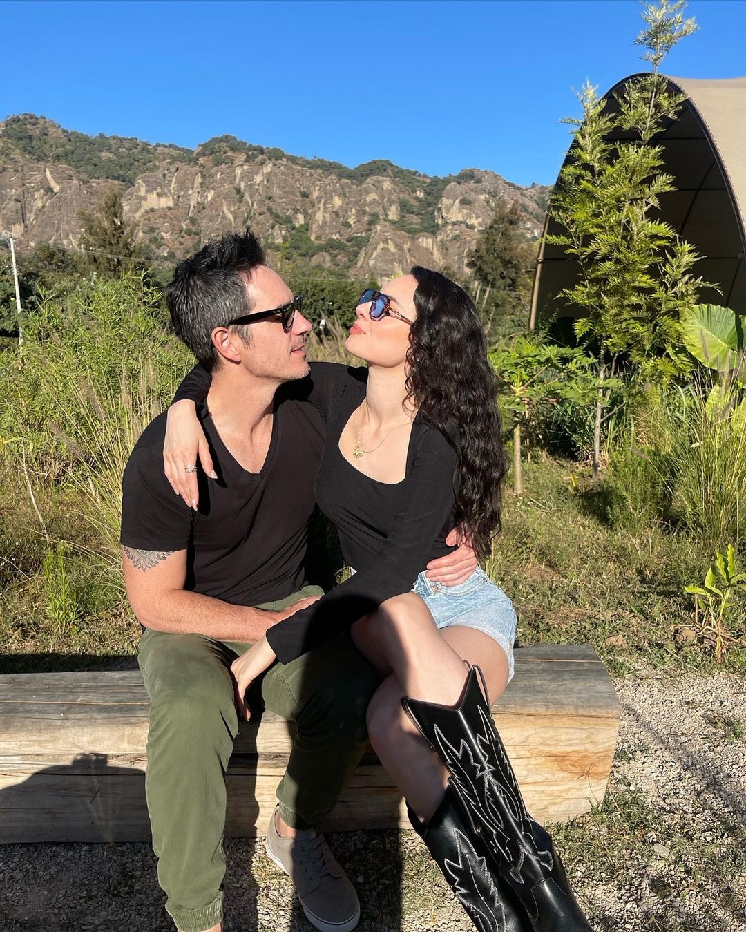 Paulina Burrola fue la primera novia que se le conoció a Mauricio Ochmann tras su divorcio de Aislinn Derbez / Instagram