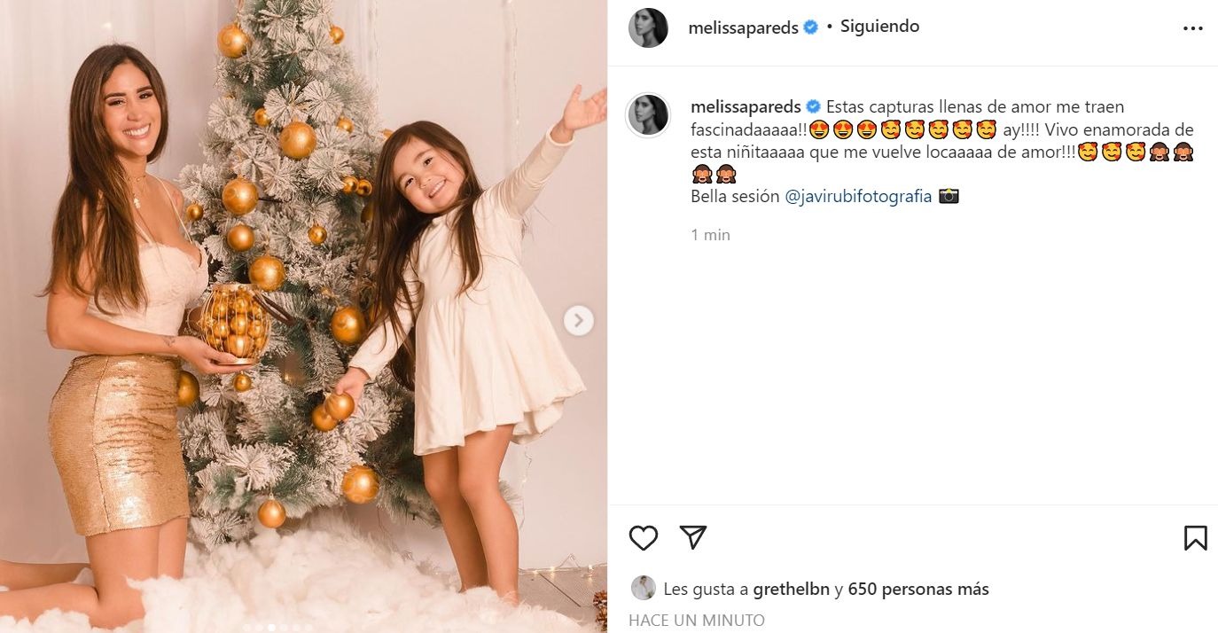 Melissa Paredes difunde sesión de fotos por Navidad con su hija Mía
