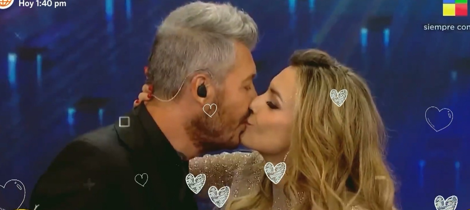 Milett Figueroa le dio efusivo beso en vivo a Marcelo Tinelli ni bien pisó la pista de baile/Foto: Bailando 2023