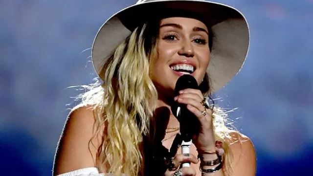 El regreso de Miley Cyrus a los escenarios. Foto: E! News