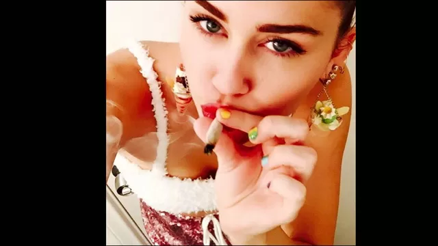 Miley Cyrus volvió a publicar foto fumando marihuana. Foto: Facebook Oficial