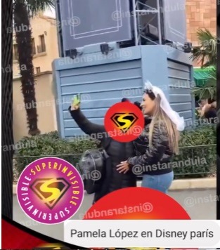 Pamela López luciendo un velo de novia en Disneyland París. Fuente: Instagram/Instarandula