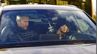 ¿Que le vaya bien con el supuesto reemplazo? Shakira es captada en su auto con misterioso acompañante