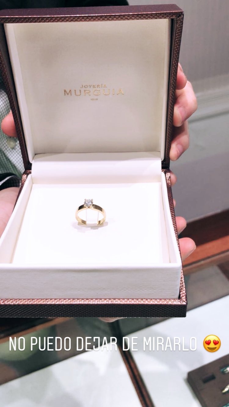 Este fue el anillo de compromiso que le entregó Pedro Moral a Sheyla Rojas/ Foto: Archivo IG Sheyla Rojas