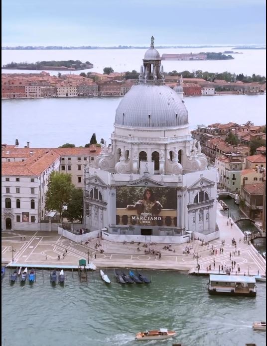 Basílica di Santa María della Salute , Venecia Italia / Foto: IG Georgina Rodíguez