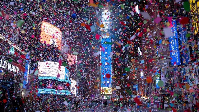 Times Square se prepara para recibir al nuevo año. Foto: NY1Noticias